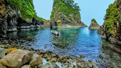 Keindahan Gua Sarang Sabang 