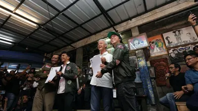 Gitaris Slank, Abdi Negara Nurdin atau dikenal Abdee, resmi mengundurkan diri dari posisinya sebagai Komisaris PT Telkom Indonesia.