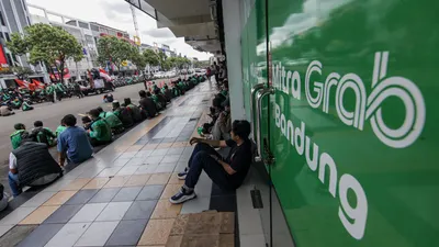 Kementerian Tenaga Kerja (Kemnaker) memberikan pengumuman tentang THR untuk mitra ojek online (ojol) dan kurir.