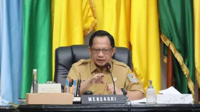 Mendagri Tito Karnavian Ditunjuk Jokowi Jadi Plt Menko Polhukam Gantikan Mahfud MD