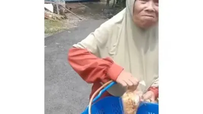 Masih Ingat dengan Ibu Aa Kasihan Aa? Sempat Viral, Kini Pindah Profesi dan Jadi Aa Dibeli Aa