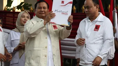 Rumor Prabowo Subianto akan Umumkan Gibran sebagai Cawapres Siang Ini Beredar Luas di Twitter X