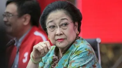 Hubungan Presiden Joko Widodo dan Megawati Soekarnoputri menjadi perbincangan setelah Ketua Umum PDIP tersebut mengatakan bahwa pemerintahan saat ini seperti orde baru (orba).