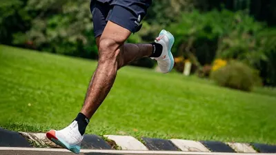 Ilustrasi Sepatu Running
