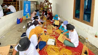 PT Permodalan Nasional Madani (PNM) melalui program Pengembangan Kapasitas Usaha (PKU) mengadakan kembali program studi banding lanjut dengan tema #CariTauLangkahBaru.