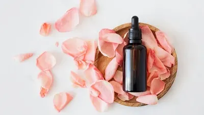 4 Efek Penggunaan Moisturizer Secara Berlebihan, Bisa Bikin Kulit Kusam Lho!