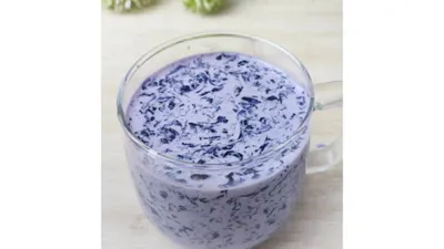 Es lumut Nutrijell merupakan menu yang populer dan cocok untuk ide jualan di bulan puasa Ramadhan. Beginilah resep dan cara membuatnya.