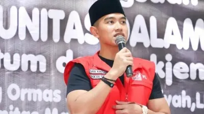 Kaesang Persilahkan Ade Armando Keluar dari PSI Bila Tak Taat pada Konstitusi