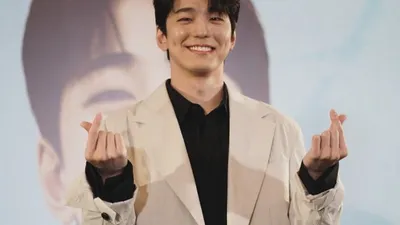 Aktor Kim Min Gue saat menghadiri press conference untuk acara fanmeeting Smile With Kim Min Gue di Jakarta