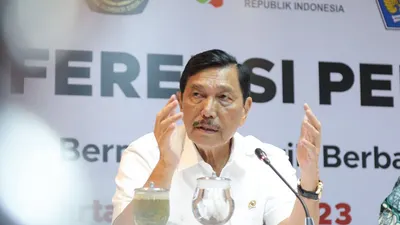 Luhut Binsar Pandjaitan, bongkar kinerja Thomas Lembong atau Tom Lembong selama bergabung dalam kabinet presiden Jokowi periode pertama.