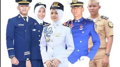Sekolah kedinasan adalah Sekolah Tinggi Ikatan Dinas yang dilaksanakan oleh Kementerian dan Lembaga Pemerintah non Kementerian.