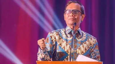 Mahfud MD mengimbau kepada seluruh masyarakat untuk bijak dalam menggunakan media sosial.