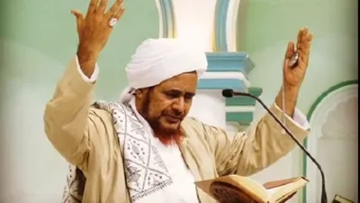 Dalam tausiyahnya, Habib Umar memberikan ijazah amalan dzikir kepada puluhan ribu jamaah yang hadir dalam acara tersebut.