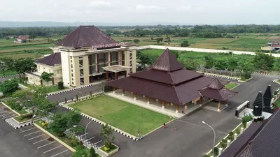 Diketahui melalui pengumuman resmi penerimaan PPPK 2023 oleh Pemkab Blitar, alokasi yang tersedia berjumlah 1925 formasi.