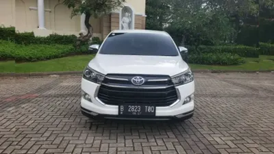 Toyota Innova Venturer 2017 Bekas