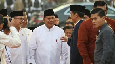 Prabowo Subianto sebut dirinya dan Gibran Rakabuming Raka akan mendaftar ke KPU tanggal 25 Oktober mendatang.