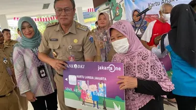 Rezeki Akhir Tahun Buat Warga DKI Jakarta! Bansos PKD Mulai Dicairkan, Rp 1,2 Juta Siap Masuk Kantong