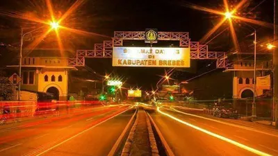 Brebes menjadi peringkat pertama Kota dengan jumlah penduduk miskin terbanyak di Jawa Tengah (Jateng).