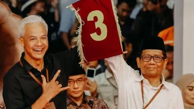 Ganjar Pranowo dan Mahfud MD