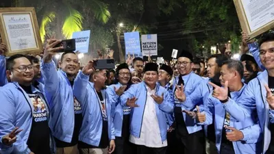 Iklan politik pasangan capres dan cawapres Prabowo-Gibran disebut melakukan pelanggaran berupa menampilkan anak-anak di bawah umur dalam kampanyenya.
