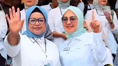 Istri Anies Baswedan, Fery Farhati dan istri Cak Imin, Rustini Murtadho