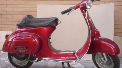 Sebelum memutuskan untuk membeli Vespa 50 Special, penting untuk mempertimbangkan beberapa kekurangan yang mungkin menjadi pertimbangan.