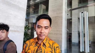 Gibran Menepis Dukungan dari Kepala Desa, Siap Ditegur Bawaslu? (Republika)