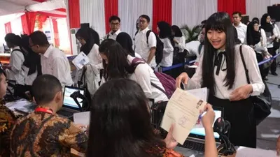 Sebelum ikut mendaftar CPNS 2024 jalur cumlaude, para pelamar wajib memenuhi beberapa syarat dan juga kriteria yang telah ditentukan.