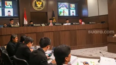 DKPP Resmi Jatuhkan Vonis untuk Ketua KPU Hasyim Asy'ari 