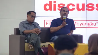 Sutradara &quot;Tanah Moyangku&quot; dalam sesi diskusi film di&nbsp;Fisipol&nbsp;UGM