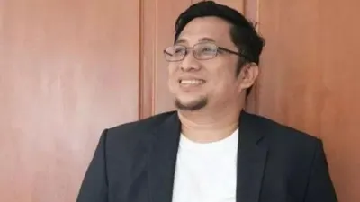 Ahli Hukum Tata Negara, Feri Amsari