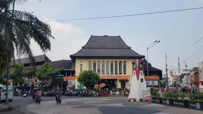 Solo, salah satu kota dengan biaya termurah di Indonesia.