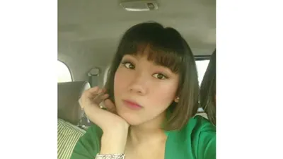 Bella Damaika, selingkuhan Elmer Syaherman