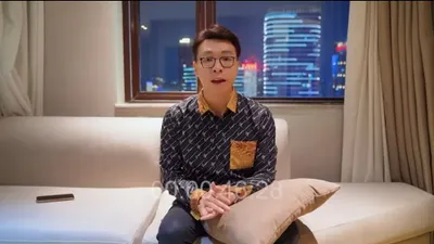 Dokter Richard Lee akhirnya membuka kesempatan bagi yang mau diangkat menjadi keluarganya setelah dikeceawakab oleh Farel Aditya.