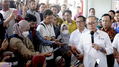 Menteri Perdagangan (Mendag) Zulkifli Hasan menegaskan bahwa e-commerce seperti Shopee, Lazada dan Tokopedia tidak akan ditutup.