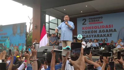 Santri dan Warga Tasikmalaya Sambut Prabowo Subianto dengan Panggilan Pak Gemoy