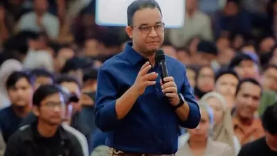 Anies Baswedan dikenal sebagai capres yang pandai dan cerdas, tapi ada satu pertanyaan yang tak mampu ia jawab, hingga harus Googling.