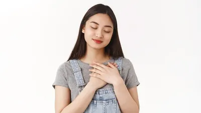 Untuk memahami karakter seseorang di sekitar, berikut adalah ciri-ciri yang menjadi tanda seseorang memiliki ketulusan hati.