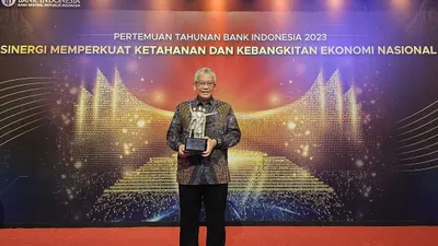 bank bjb menjadi salah satu pemenang BI Award 2023 kategori Bank Pendukung Pembiayaan Inklusif Terbaik Bank KBMI 1 dan KBMI 2.