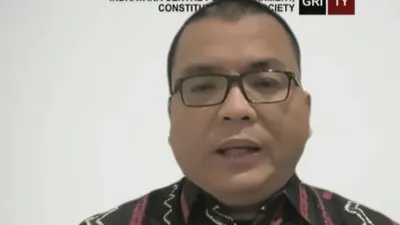 Pakar Hukum Tata Negara Denny Indrayana menyampaikan bahwa sanksi yang diberikan kepada Anwar Usman dinilai tidak cukup.