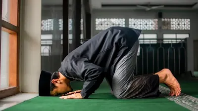 Ilustrasi Salat Tolak Bala pada Rebo Wekasan