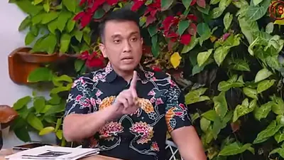 Menghindari kehancuran bangsa Indonesia di masa depan, menjadi salah satu alasan Aiman Witjaksono untuk terjun ke dunia politik.