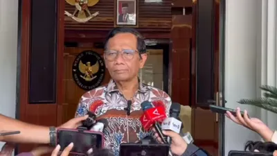 Kebohongan Mahfud MD dalam Kasus Ferdy Sambo Dibongkar Martin Simanjuntak, Perkataan Alvin Lim Terbukti?