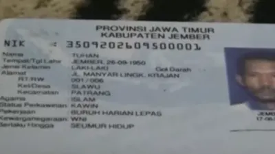 Berdasarkan hasil pencatatan Daftar Pemilih Tetap (DPT), Komisi Pemilihan Umum (KPU) Kabupaten Jember menemukan ada enam warga yang memiliki nama tidak biasa.