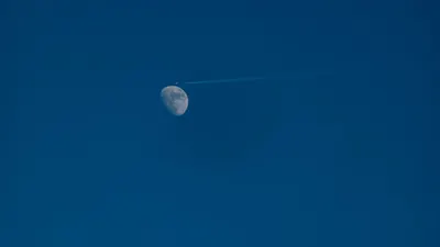 Ilustrasi fenomena super blue moon yang terjadi di Indonesia pada 31 Agustus 2023.