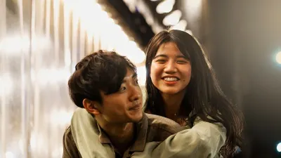 Khusus Buat Introvert, 10 Jurus Bikin Doi Incaran Kamu Kesengsem (Freepik)