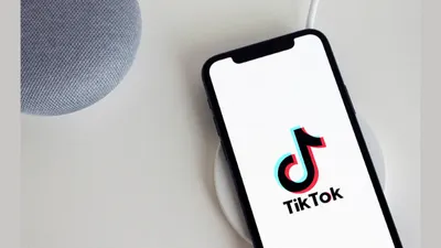 Tiktok Shop kembali hadir di tegah masyarakat Indonesia melalui penggabungan antara e-commerce Tokopedia dengan Tiktok.