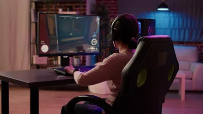 Illustrasi Bermain Game