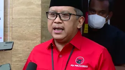 Tanggapi soal Pencopotan Baliho Ganjar-Mahfud di Bali, Sekjen PDIP: Mencederai Rasa Keadilan