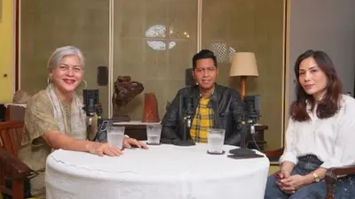 Irna Hutabarat menilai jika Mahfud MD yang pada saat itu menjabat sebagai Menkopolhukam tengah mengalami kekacauan memori, dan untuk mengambil kredit terkait jasa di kasus Ferdy Sambo terkait pembunuhan Brigadir J.